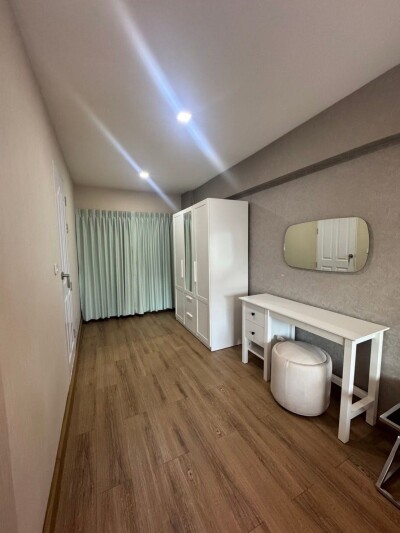 ทองหล่อ ทาวเวอร์ / Thonglor Tower