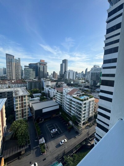 ทองหล่อ ทาวเวอร์ / Thonglor Tower
