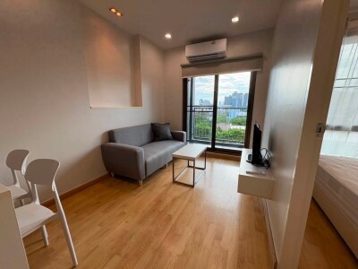 คาซ่า คอนโด อโศก - ดินแดง / Casa Condo Asoke - Dindaeng