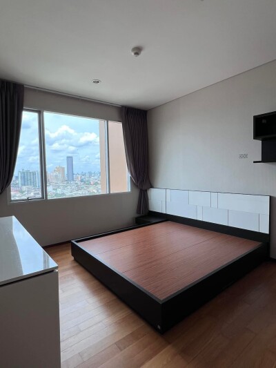 วิลล่า สาทร / Villa Sathorn