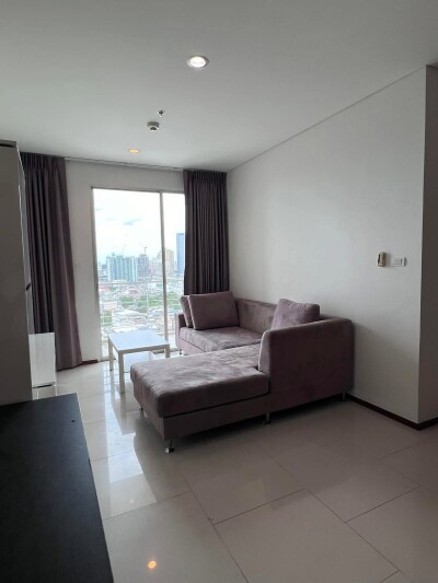 วิลล่า สาทร / Villa Sathorn
