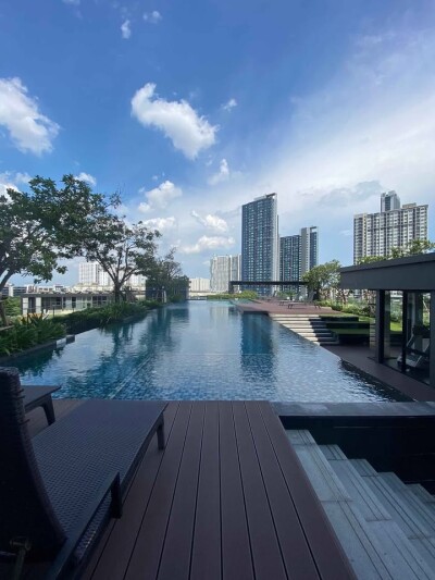 เดอะ เบส พาร์ค เวสต์ / The Base Park West