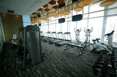 ไลฟ์ แอท สาทร 10 / Life @ Sathorn 10-12