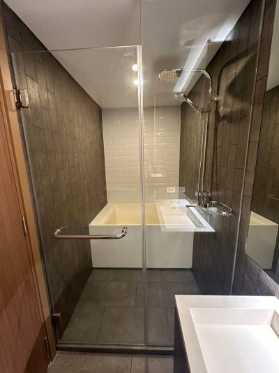 ไซมิส พระราม 9 (แลนด์มาร์ค @MRTA Station) / ห้องขนาด 70 ตรม. ชั้น 18 อาคาร C