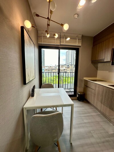 เดอะ พาร์คแลนด์ จรัญ - ปิ่นเกล้า / The Parkland Charan - Pinklao