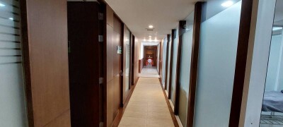 ขาย สำนักงานสารินเพลส ซอยรัชดาภิเษก 46 (ใกล้เมเจอร์รัชโยธิน) ตั้งอยู่ชั้นล่างสุด