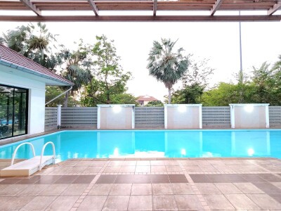 รสิกา เทพารักษ์ / • ขนาด 3 ห้องนอน 3 ห้องน้ำ จอดรถได้ 2 คัน