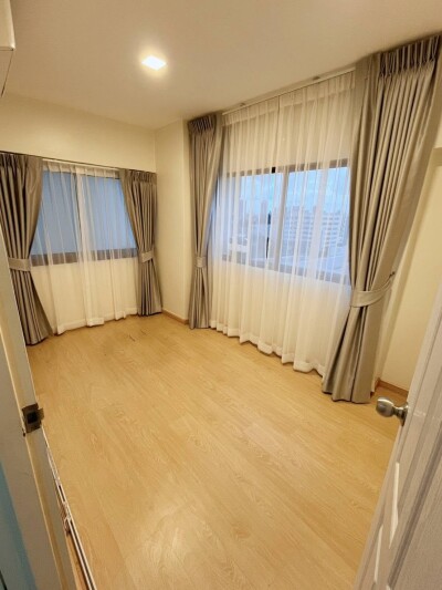 ทองหล่อ ทาวเวอร์ / Thonglor Tower