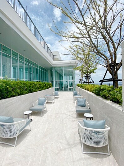 เดอ ลาพีส จรัญ 81 / De Lapis Charan 81-12