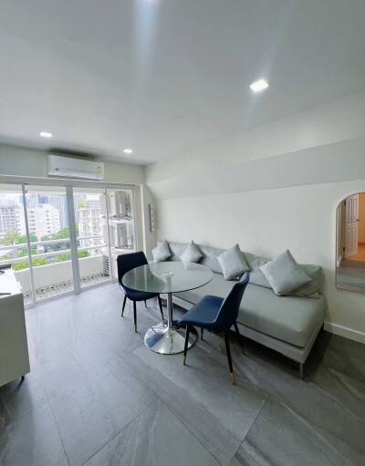 ทองหล่อ ทาวเวอร์ / Thonglor Tower