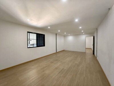 🚛 โกดัง + ออฟฟิศให้เช่า 📍 ซอยอ่อนนุช 39 / ศรีนครินทร์ 24-9