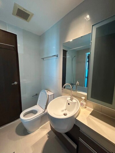สกายวอล์ค และ เวลซ์ เรสซิเดนซ์ / Sky Walk & Weltz Residence-11