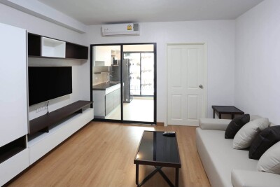 ศุภาลัย ซิตี้ รีสอร์ท สถานีแบริ่ง / Supalai City Resort Bearing Station (Lasalle)