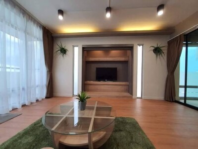 ริเวียร่า คอนโดมิเนียม / Riviera Condominium-2
