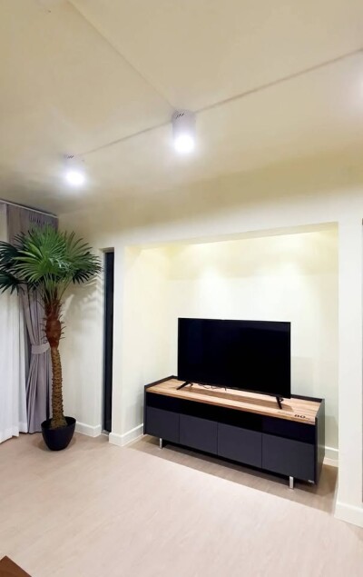 ริเวียร่า คอนโดมิเนียม / Riviera Condominium-2