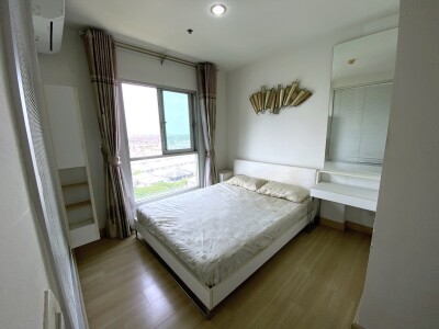 เดอะ พาร์คแลนด์ ศรีนครินทร์ เลคไซด์  / The Parkland Srinakarin Lakeside