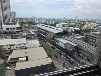 ลุมพินี เพลส ศรีนครินทร์ - หัวหมาก สเตชั่น / Lumpini Place Srinakarin - Huamak Station