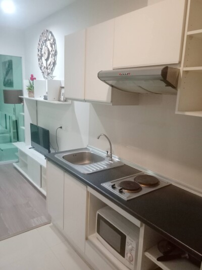 เอสโทร คอนโดมิเนียม / Astro Condominium-5