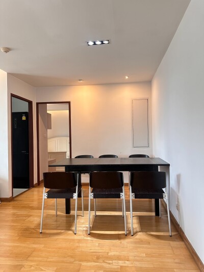 เรสซิเดนซ์ 52 / Residence 52-13
