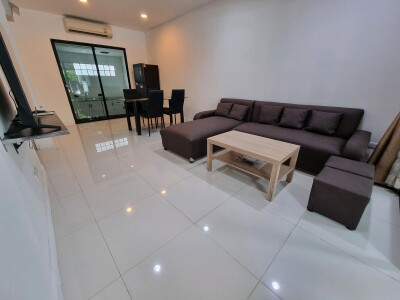 บ้านกลางเมือง กัลปพฤกษ์