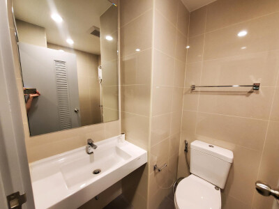 เอ สเปซ เมกา / A space Mega-9