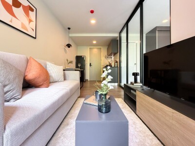 เฟล็กซี่ สาทร - เจริญนคร / ขนาด : 32 ตร.ม.  1 ห้องนอน + 1 ห้องนั่งเล่น-2