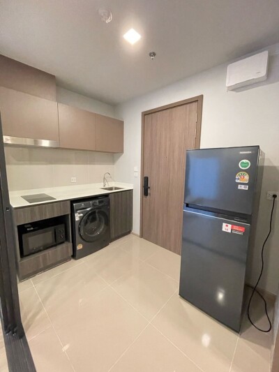 ไลฟ์ พหล - ลาดพร้าว / Life Phahon - Ladprao