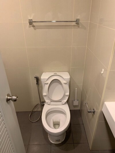 เอ สเปซ เมกา / A space Mega-9