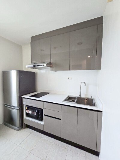 คิวเฮ้าส์ สาทร / 2 ห้องนอน 2 ห้องน้ำ ชั้น  33 ขนาด  71 ตรม