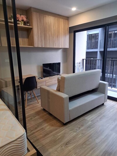 บลอสซั่ม คอนโด แอท สาทร - เจริญราษฎร์ / Blossom Condo @ Sathorn - Charoenrat