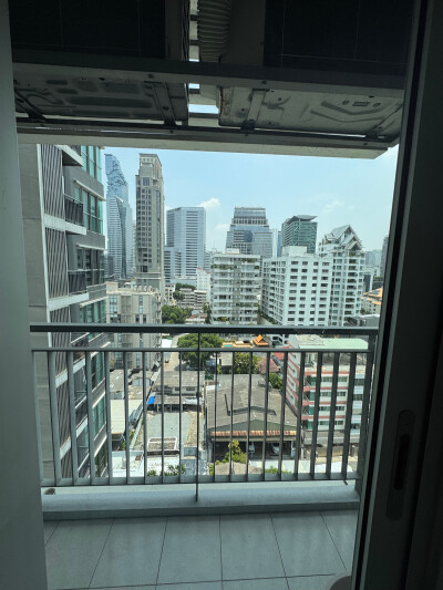 ริทึ่ม สาทร - นราธิวาส / Rhythm Sathorn Narathiwas