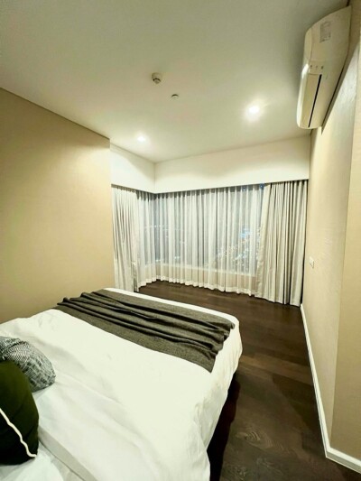 เดอะ เซนต์ เรสสิเด้นเซส / The Saint Residences