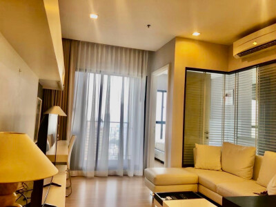 เออร์บาโน่ แอบโซลูท สาทร - ตากสิน / Urbano Absolute Sathon - Taksin