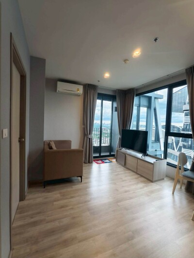 ไอดีโอ โมบิ สุขุมวิท อีสต์พอยท์ / Ideo Mobi Sukhumvit East Point-1