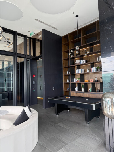 โนเบิล อราวน์ อารีย์ / Noble Around Ari-10