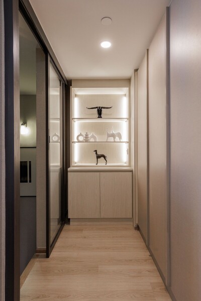 ไลฟ์ พระราม 4 - อโศก / 52 ตารางเมตร ชั้น 34-24