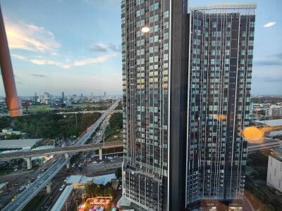 ลุมพินี เพลส ศรีนครินทร์ - หัวหมาก สเตชั่น / Lumpini Place Srinakarin - Huamak Station