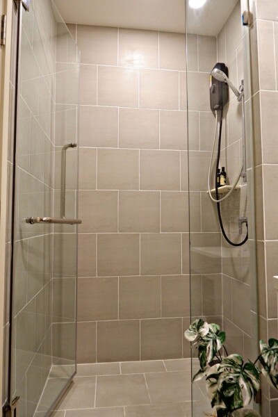 เดอ ลาพีส จรัญ 81 / De Lapis Charan 81-18