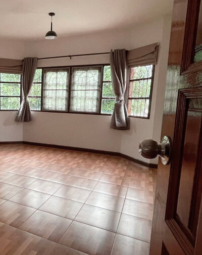 🔥 **ให้เช่าบ้านเดี่ยว 2 ชั้น หมู่บ้านรุ่งเรือง 5** 🔥-3