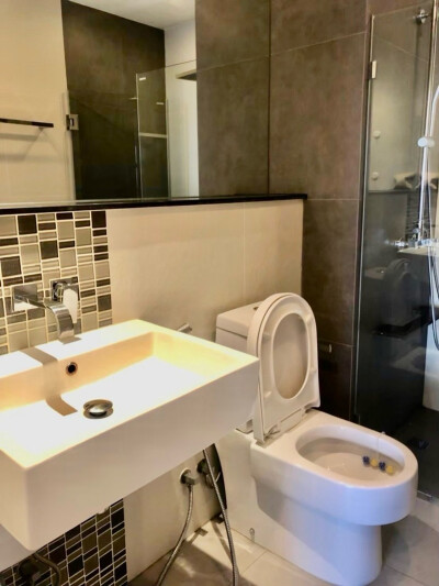 เออร์บาโน่ แอบโซลูท สาทร - ตากสิน / Urbano Absolute Sathon - Taksin