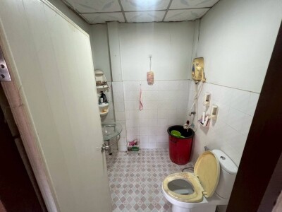 หมู่บ้าน ธันธวัช 5 ซอยวัชรพล1/9 สุขาภิบาล5 เทพรักษ์ / พื้นที่ 25 ตร.ว. แบบ 2 ห้องนอน 3 ห้องน้ำ