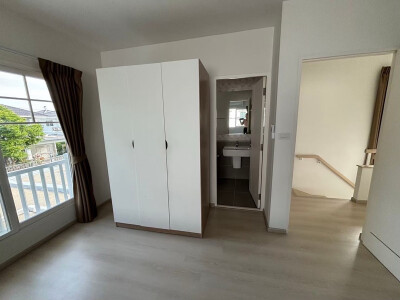 สีวลี ศรีนครินทร์ - ร่มเกล้า-14