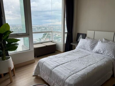 เอ็มโซไซตี้ คอนโดมิเนียม / M Society Condominium