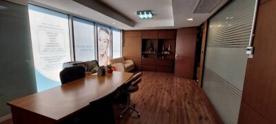 ขาย สำนักงานสารินเพลส ซอยรัชดาภิเษก 46 (ใกล้เมเจอร์รัชโยธิน) ตั้งอยู่ชั้นล่างสุด