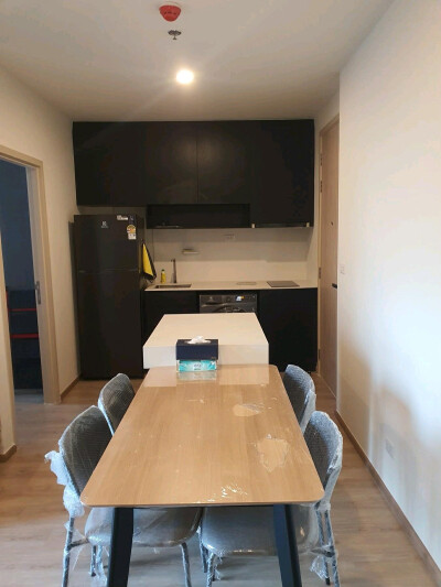 โนเบิล นิว ดิสทริค อาร์ไนน์ / Noble Nue District R9-8