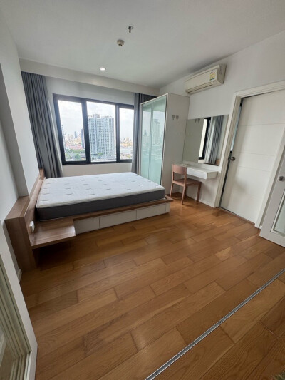 บลอคส์ 77 / Blocs 77-5