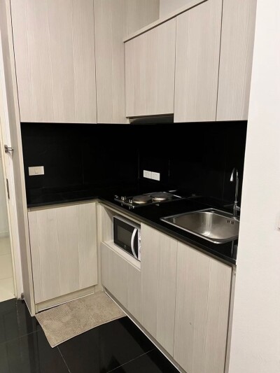 โดว์เช่ อุดมสุข / Dolce Udomsuk