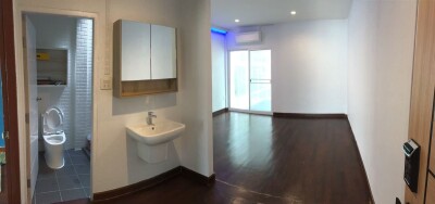 ทาวน์เฮ้าส์ รีโนเวทใหม่ ปุณณวิถี 47  / ตรงข้ามคอนโดเดอะกรีน 2ทาวน์เฮ้าส์ 22 ตร.วา 2 ชั้น