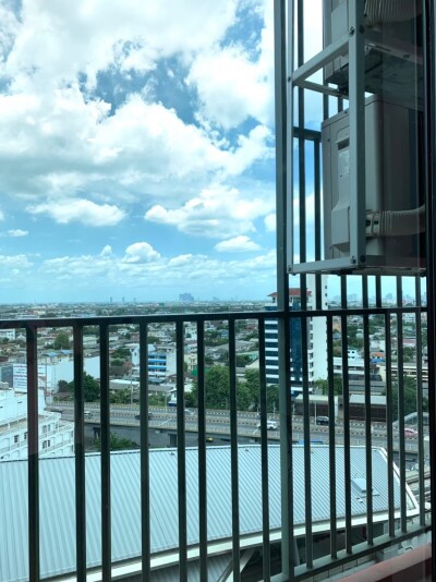 บริกซ์ คอนโดมิเนียม / Brix Condominium