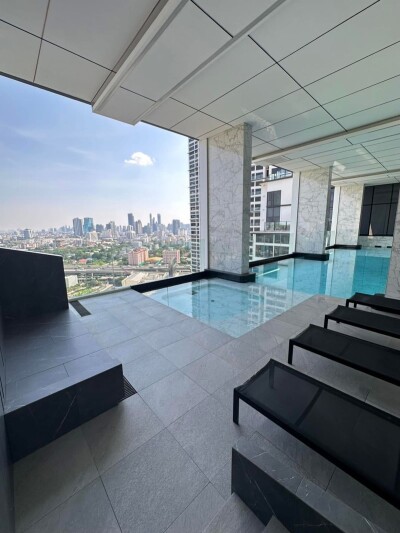 ไซมิส พระราม 9 (แลนด์มาร์ค @MRTA Station) / ห้องขนาด 70 ตรม. ชั้น 18 อาคาร C